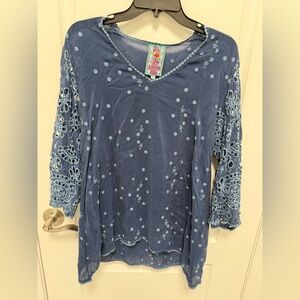 Johnny Was Navy Embroidered Blouse with Eyelet Sleeves, Size Small, V-Neck